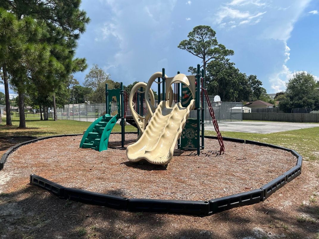 Backyard, Exterior, Playground