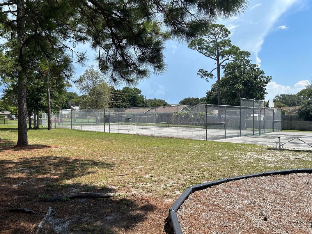 Exterior, Tennis Courts