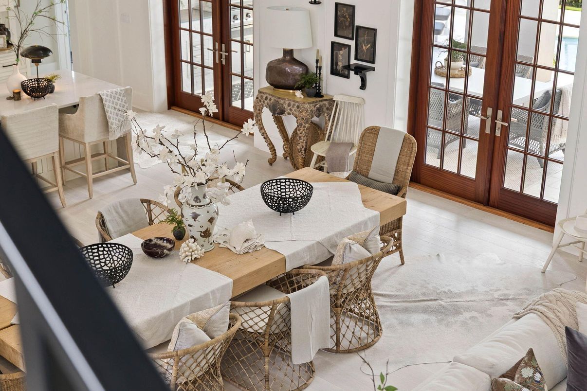 Dining room, Interior
