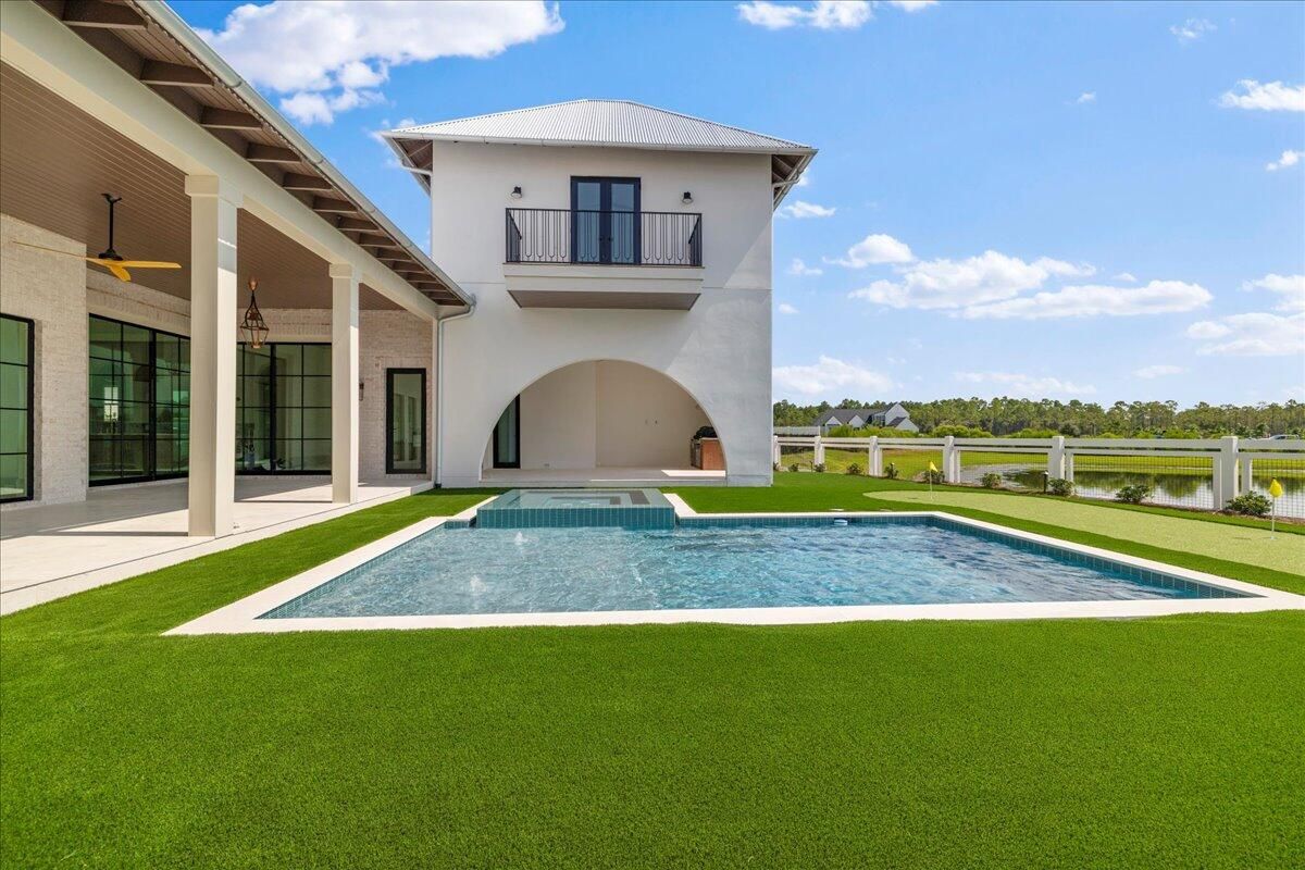 Backyard, Exterior, Pool, Water