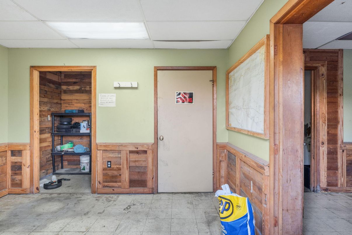 Interior, Wooden Walls