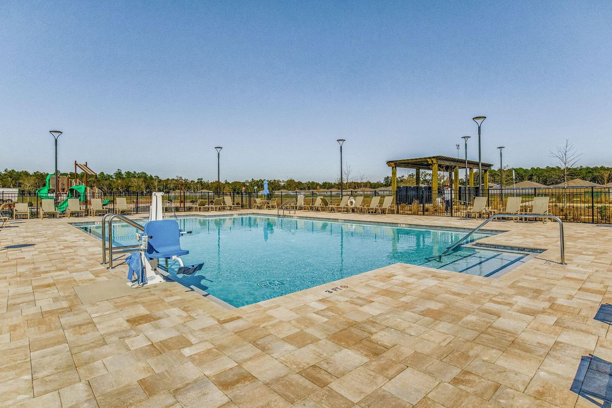 Exterior, Playground, Pool