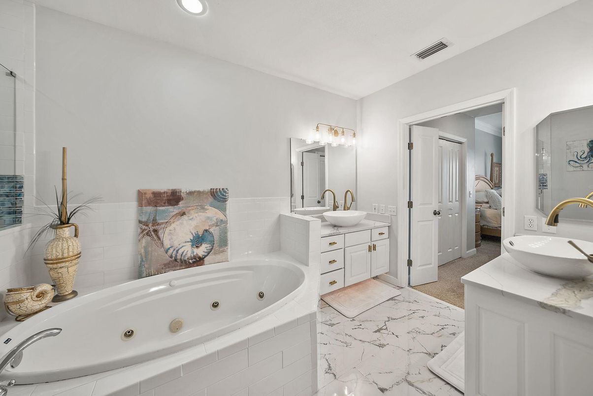Bathroom, Dual Sink Vanities, Interior, Marble, Recessed Lighting