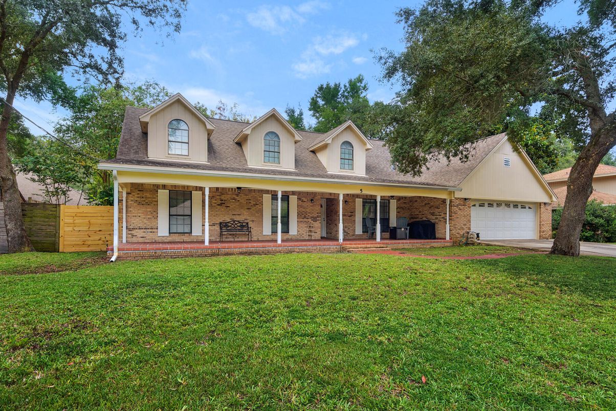 Attached, Backyard, Exterior, Facade, Brick Facade, Farmhouse