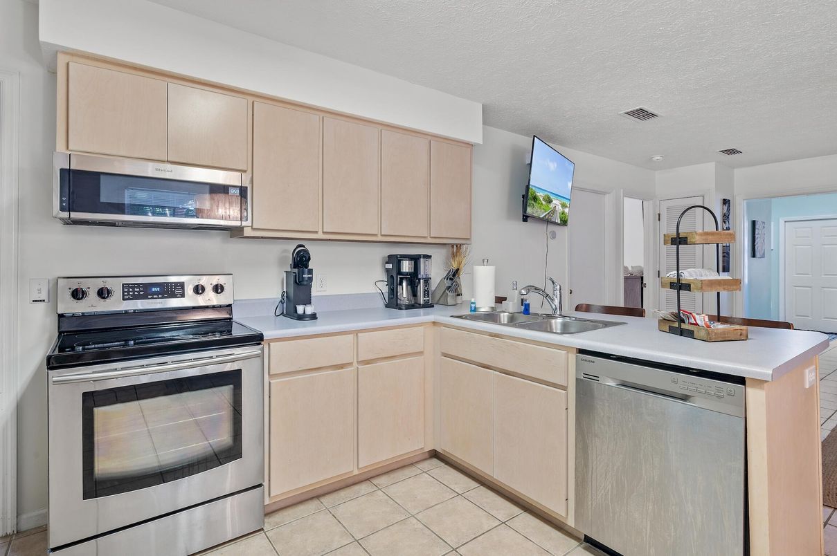 Interior, Kitchen, Stainless Steel Appliances