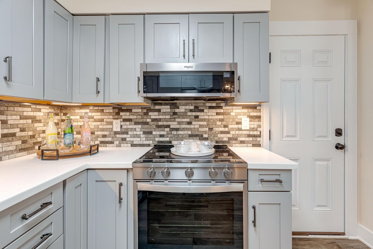 Interior, Kitchen, Stainless Steel Appliances