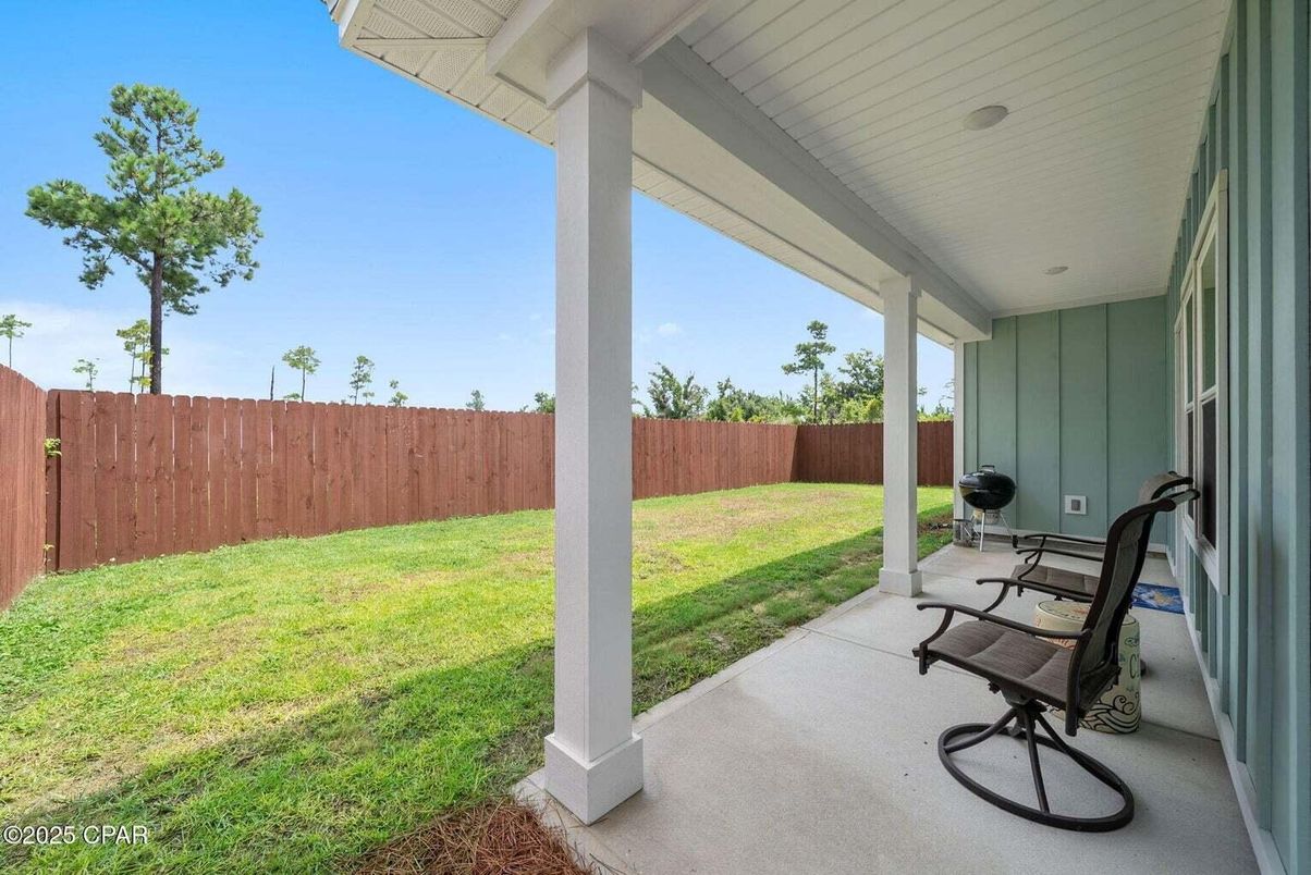 Backyard, Exterior