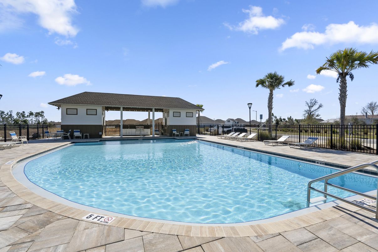 Exterior, Pool