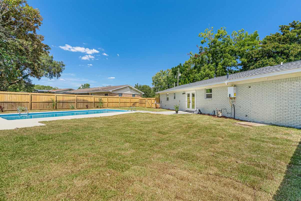 Backyard, Exterior, Pool