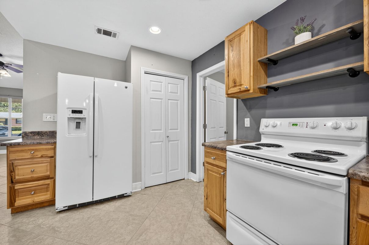 Interior, Kitchen, Recessed Lighting
