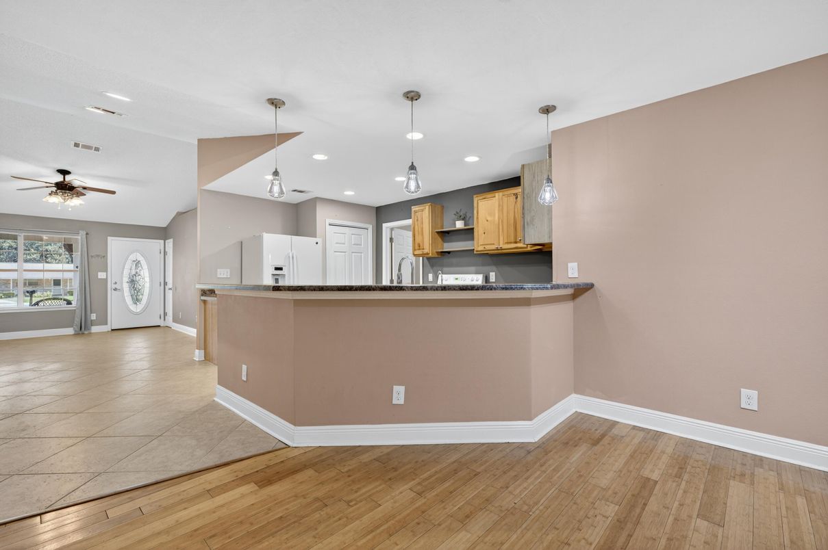 Interior, Kitchen, Pendant Lights, Recessed Lighting, Wood Texture Flooring