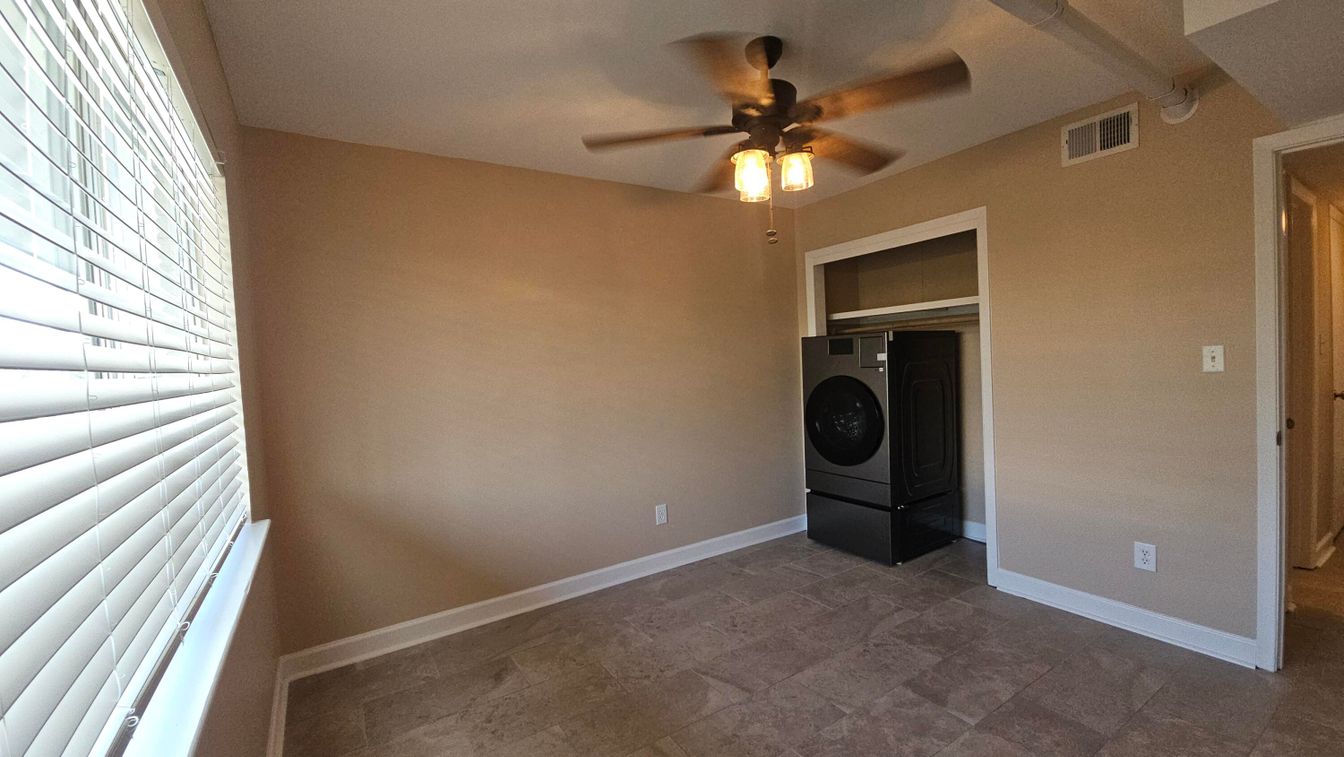 Interior, Utility Closets, Washer