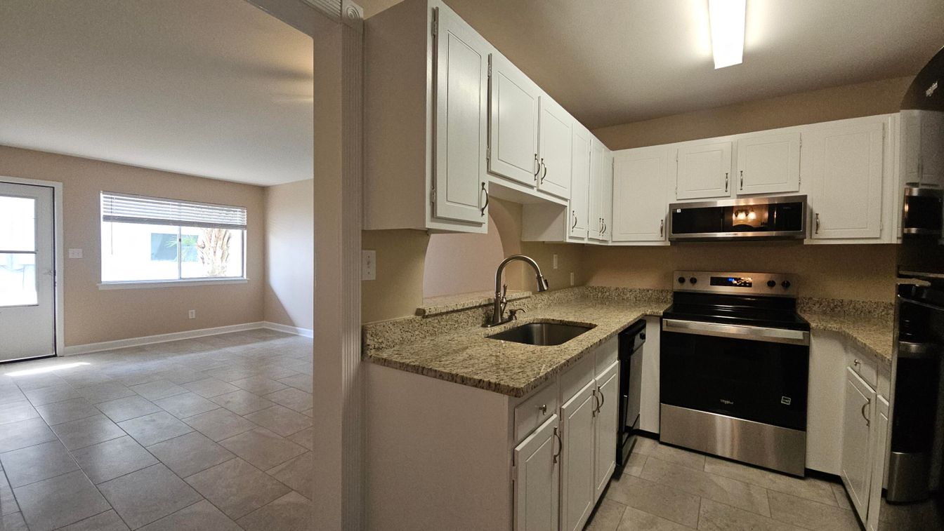 Interior, Kitchen, Stainless Steel Appliances