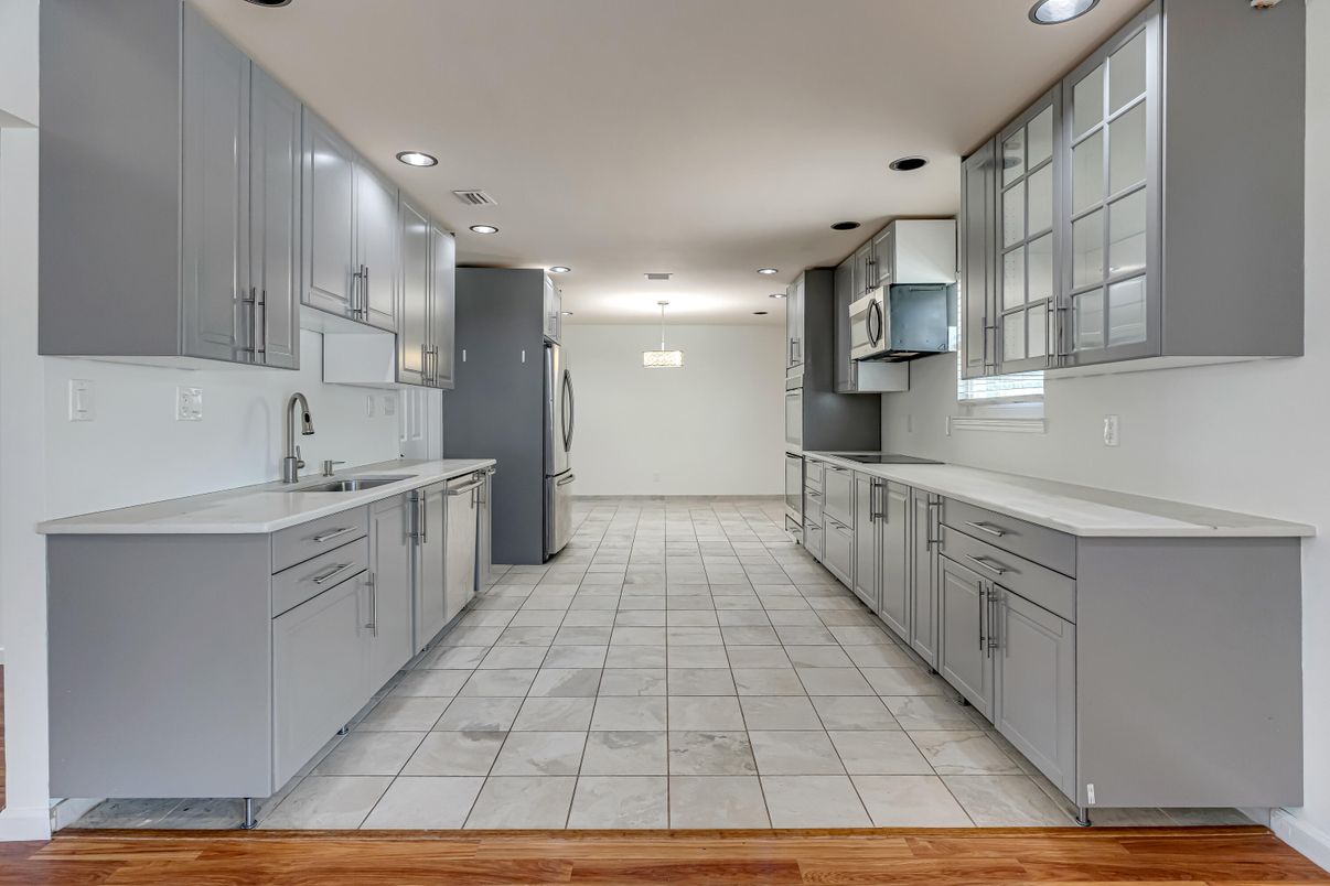 Interior, Kitchen, Marble, Recessed Lighting