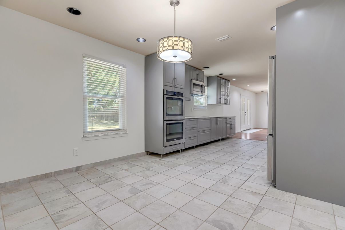 Interior, Kitchen, Pendant Lights, Recessed Lighting