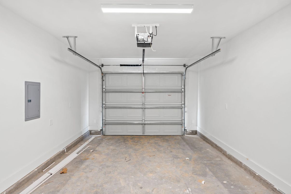 Garage, Interior