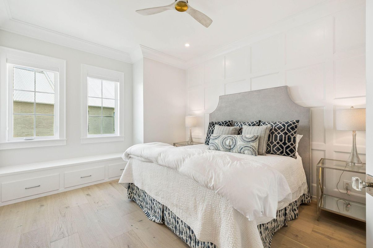 Bedroom, Interior, Recessed Lighting, Wood Texture Flooring