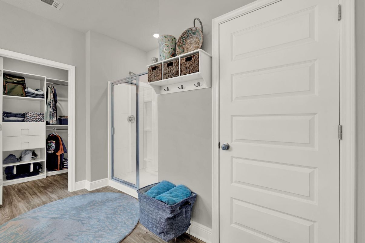 Interior, Recessed Lighting, Wood Texture Flooring