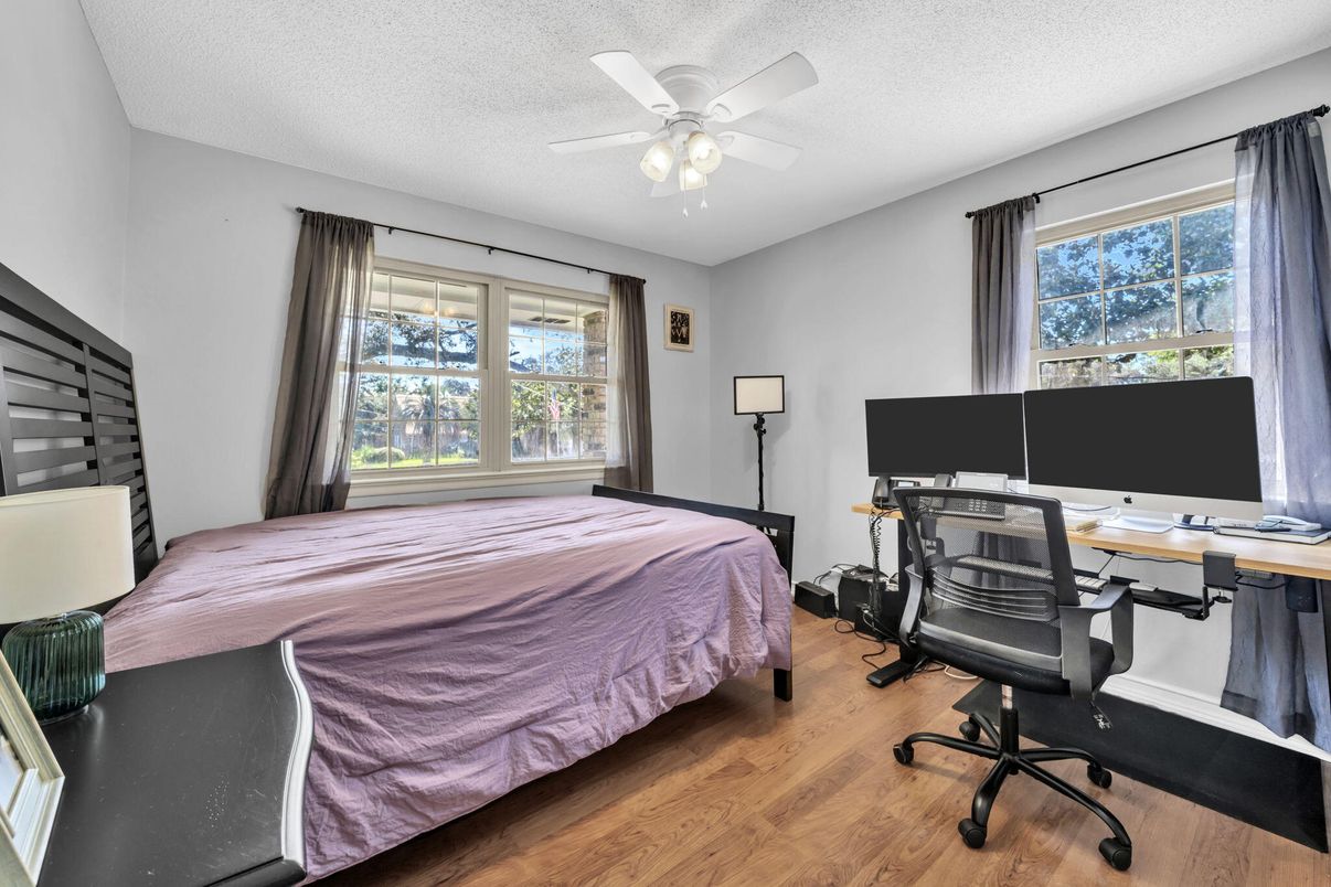 Bedroom, Home Office, Interior, Wood Texture Flooring