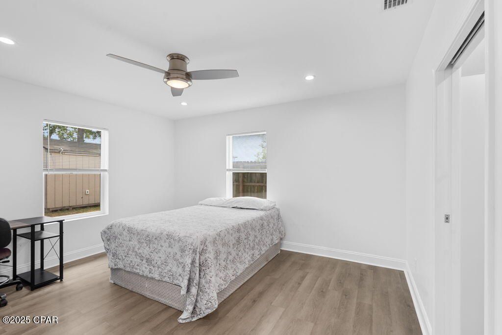 Bedroom, Interior, Recessed Lighting, Wood Texture Flooring