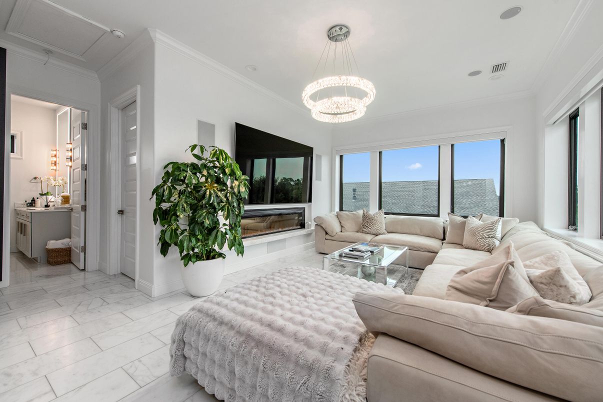 Chandelier, Interior, Living room, Marble, Water