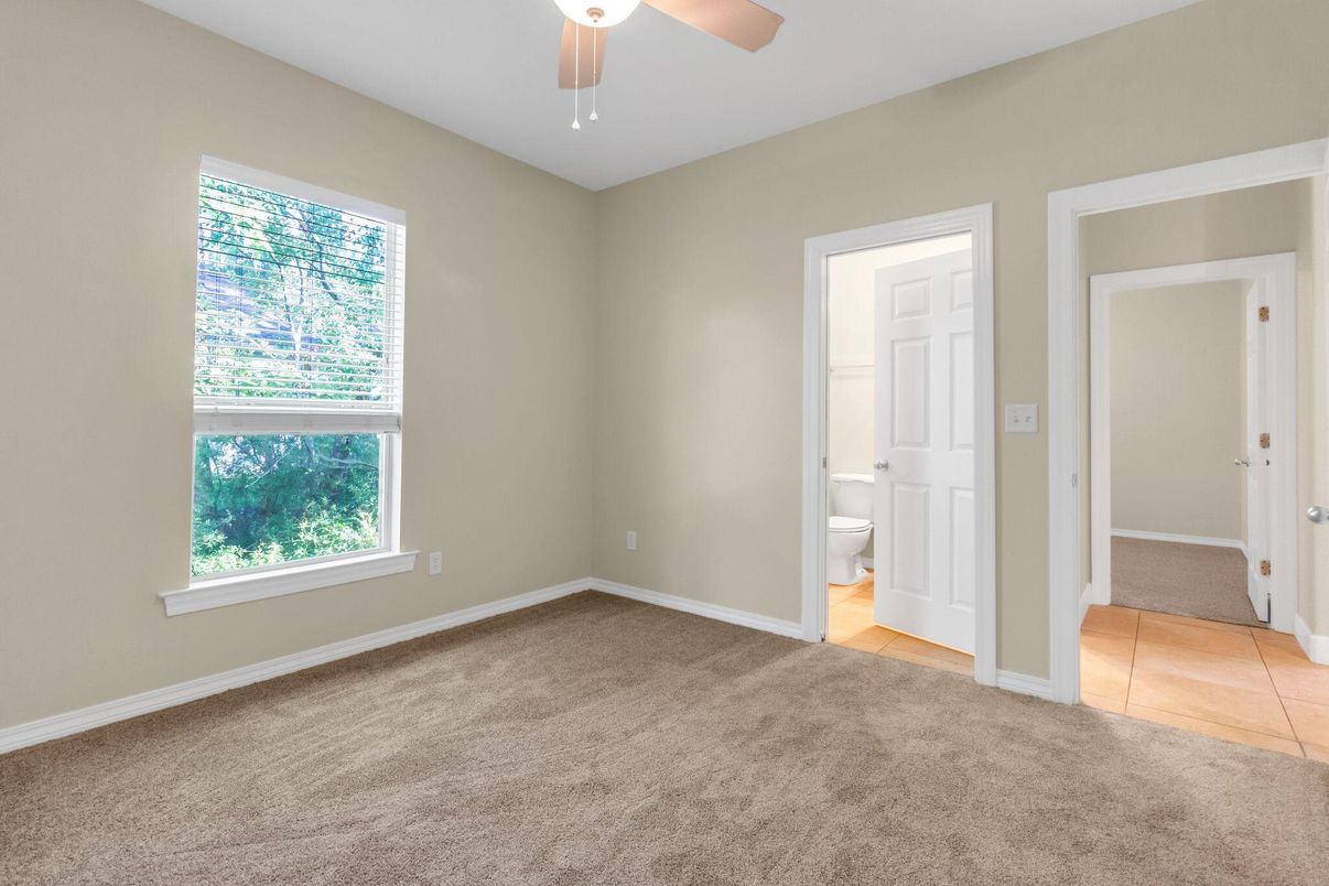 Bathroom, Empty room, Interior