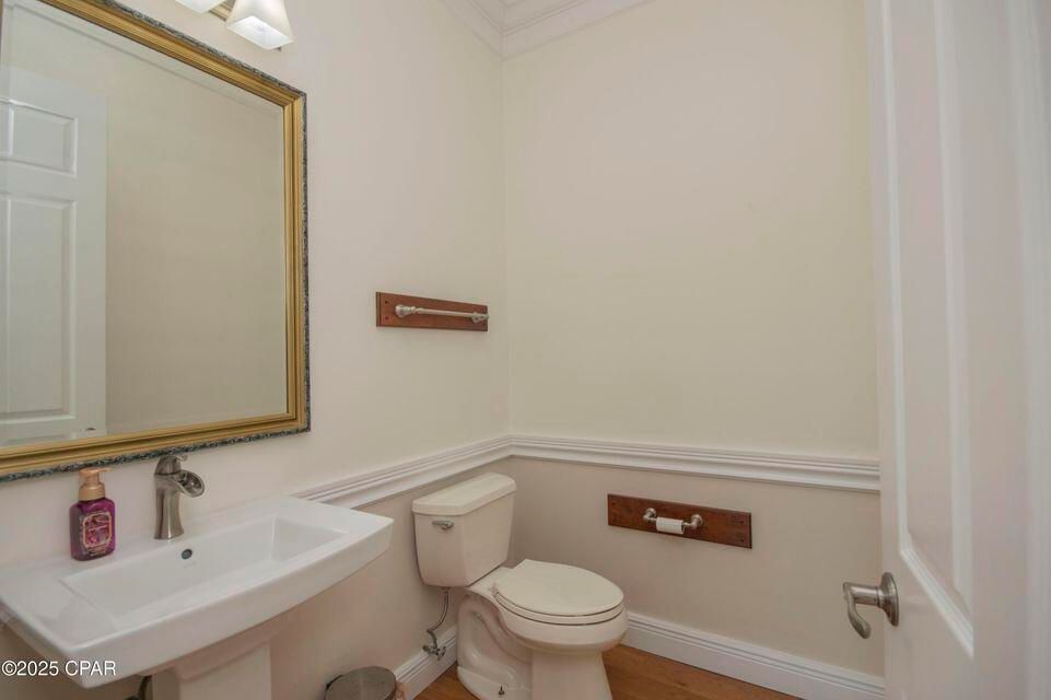 Bathroom, Interior, Wood Texture Flooring