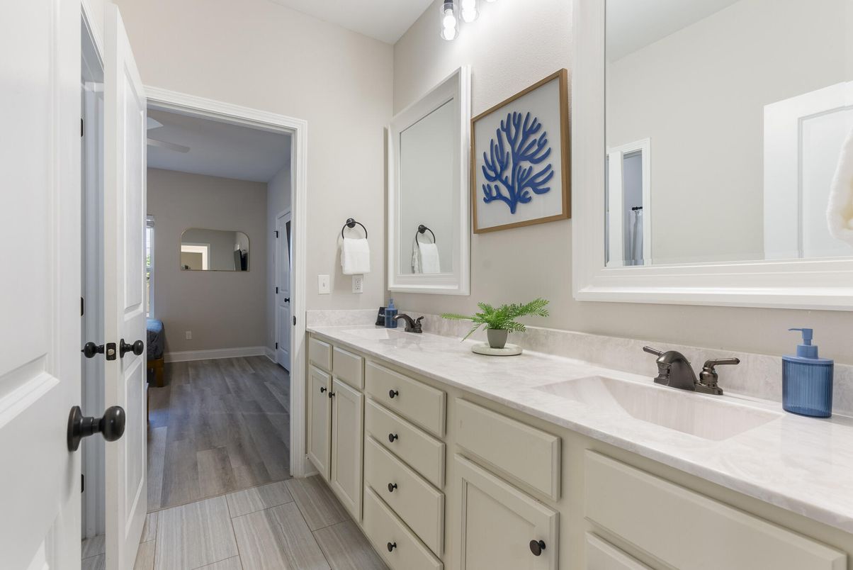 Bathroom, Dual Sink Vanities, Interior, Wood Texture Flooring
