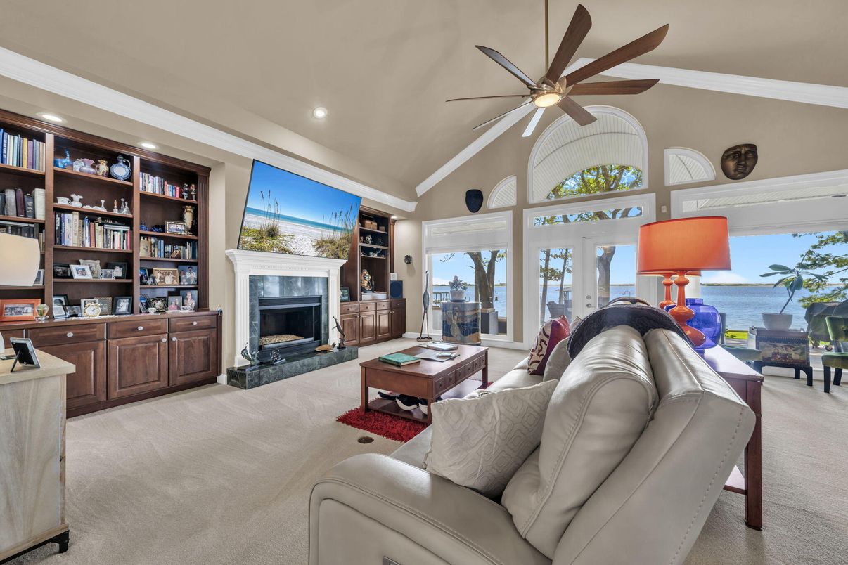 Fireplace, Interior, Living room, Recessed Lighting, Water