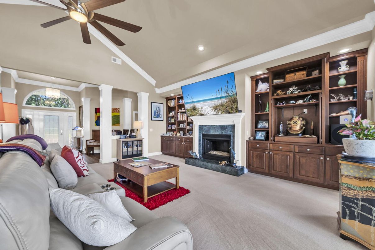 Fireplace, Interior, Living room, Recessed Lighting