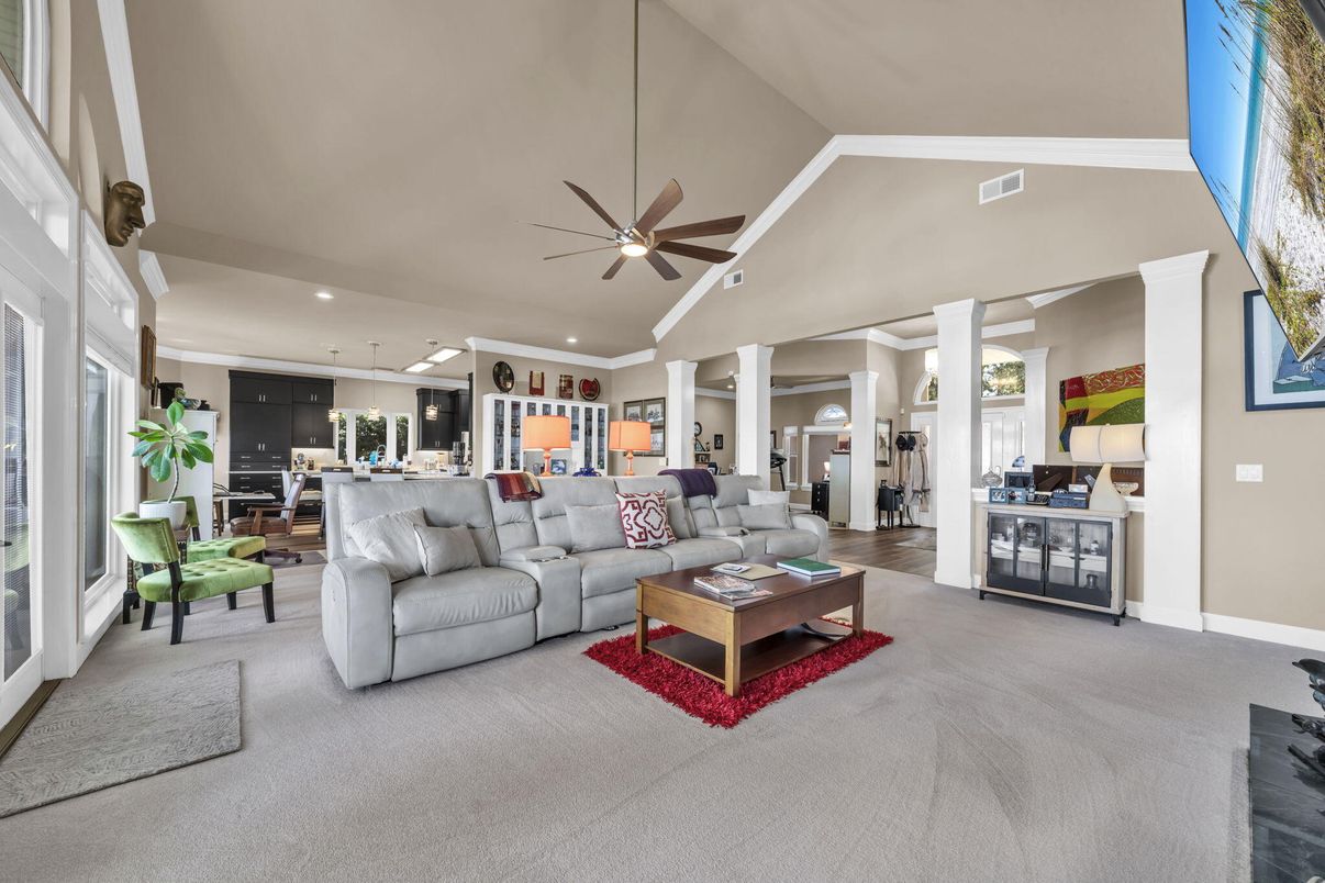 Interior, Kitchen, Living room, Pendant Lights, Recessed Lighting