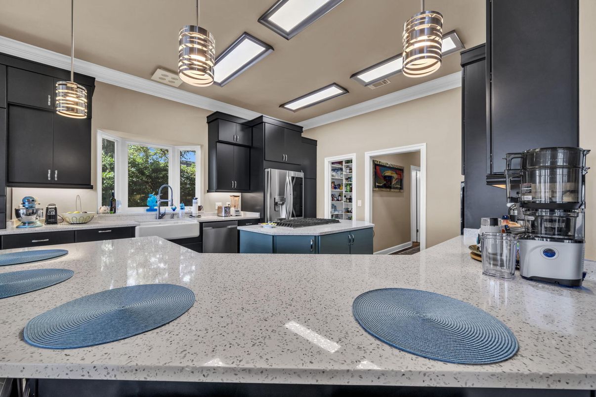 Interior, Kitchen, Pendant Lights, Stainless Steel Appliances
