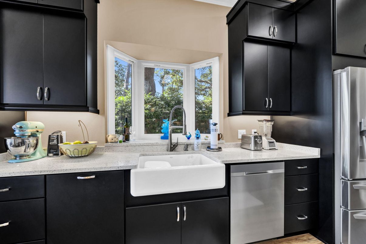 Interior, Kitchen, Stainless Steel Appliances