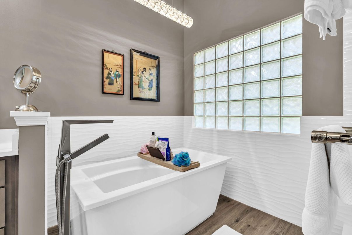 Bathroom, Free Standing Baths, Interior, Wood Texture Flooring