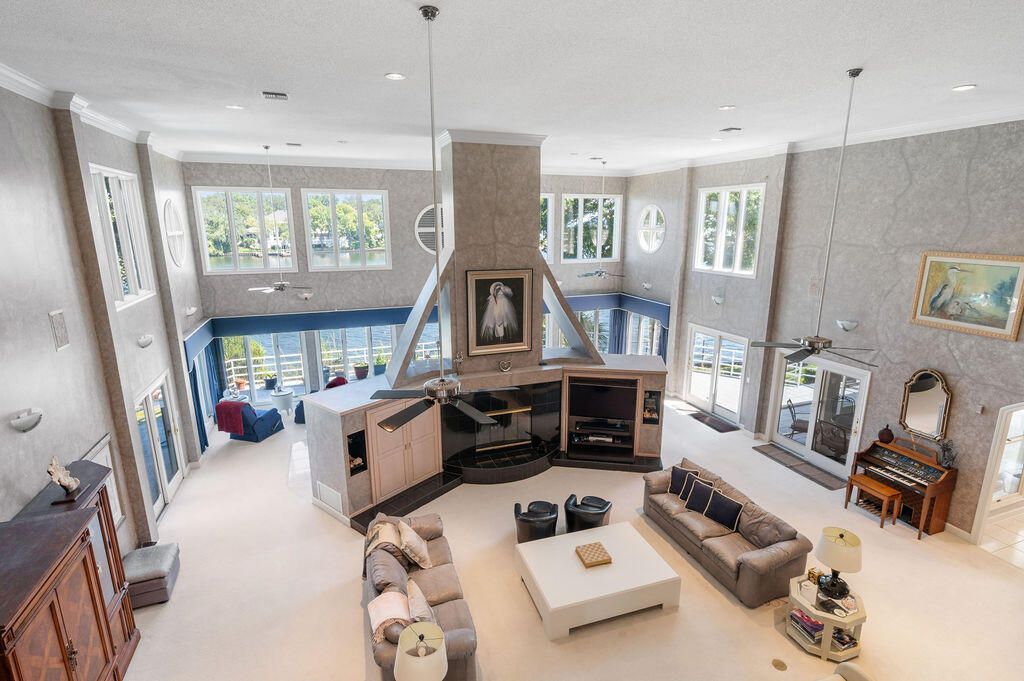 Fireplace, Interior, Living room, Pendant Lights, Recessed Lighting