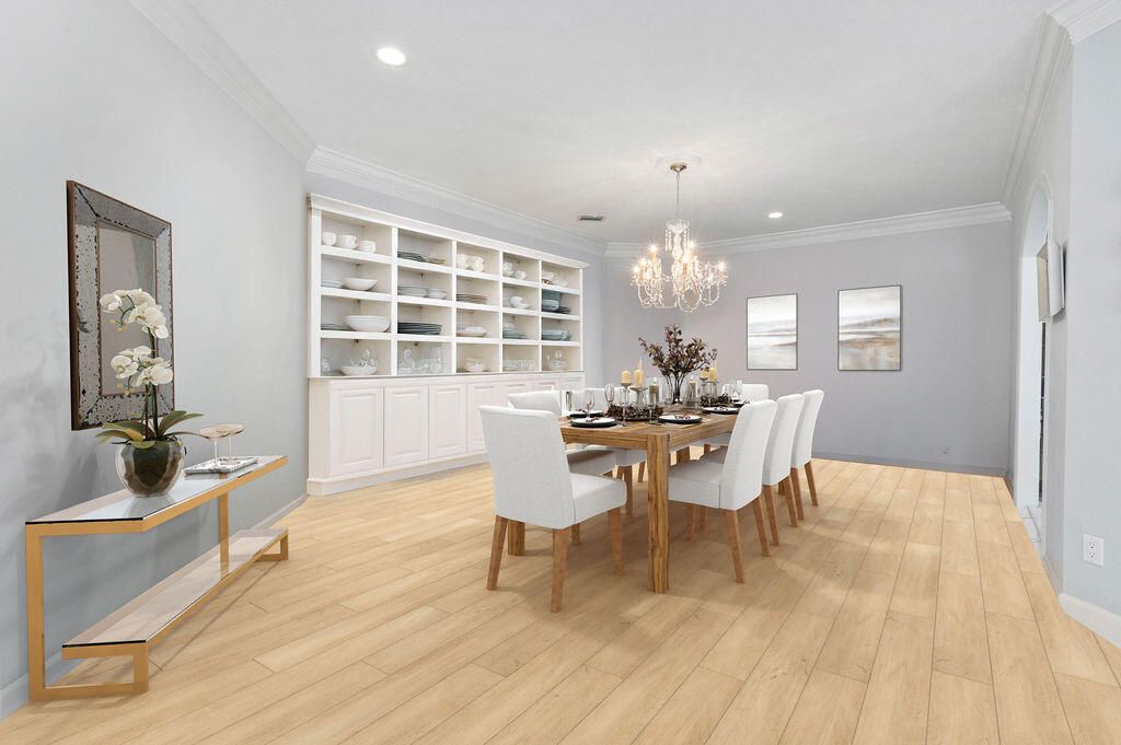 Chandelier, Dining room, Interior, Recessed Lighting, Wood Texture Flooring