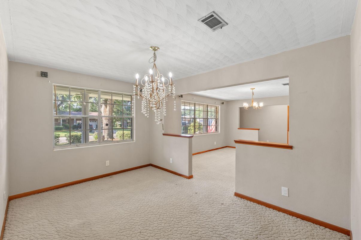 Chandelier, Empty room, Interior
