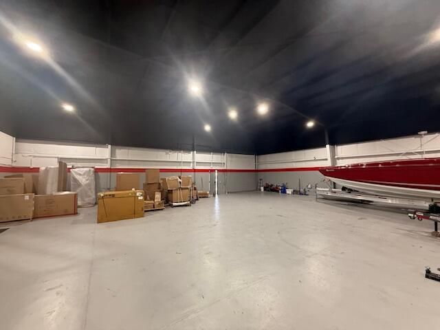 Garage, Interior, Recessed Lighting