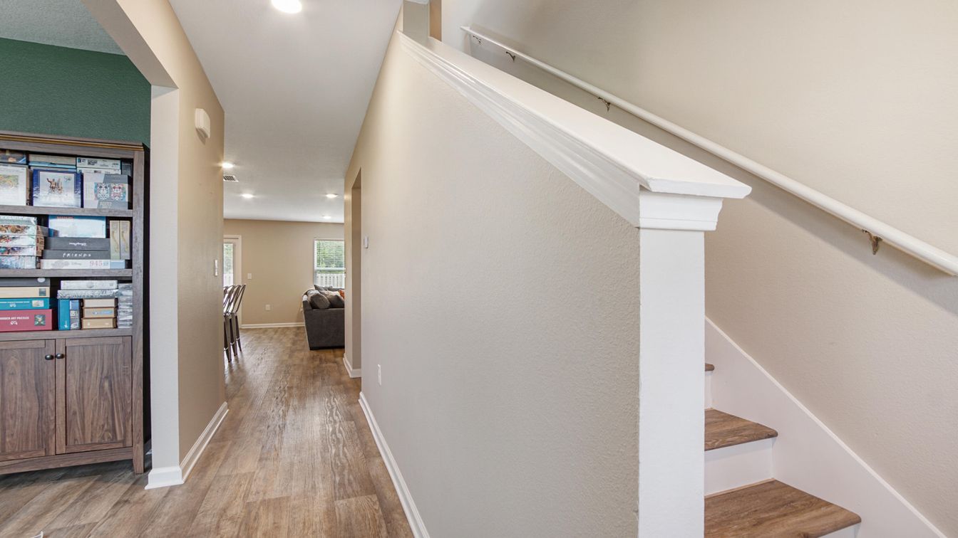 Interior, Recessed Lighting, Wood Texture Flooring