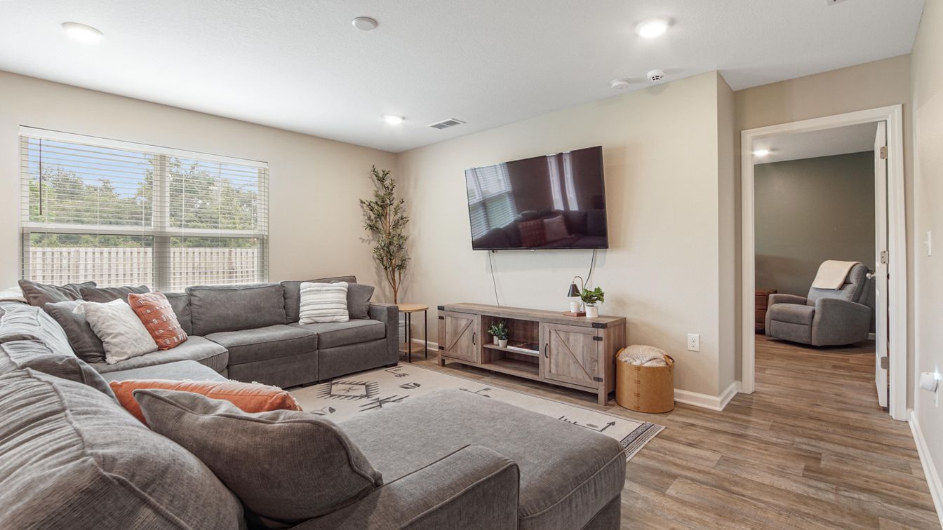 Interior, Living room, Recessed Lighting, Wood Texture Flooring