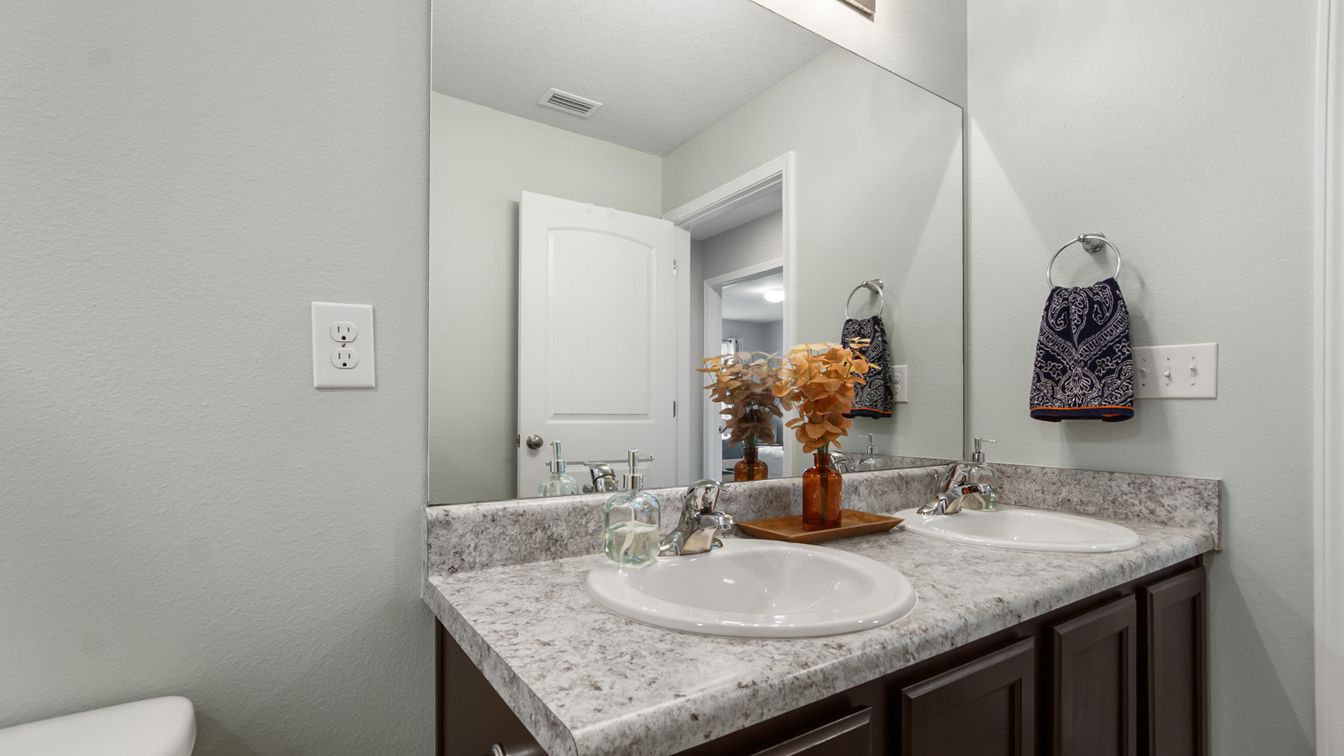 Bathroom, Dual Sink Vanities, Interior