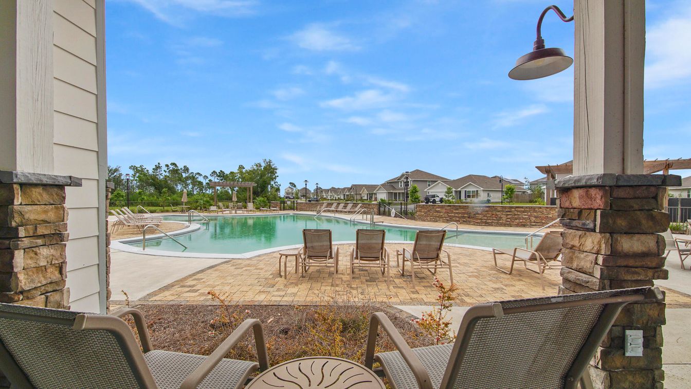 Exterior, Pool