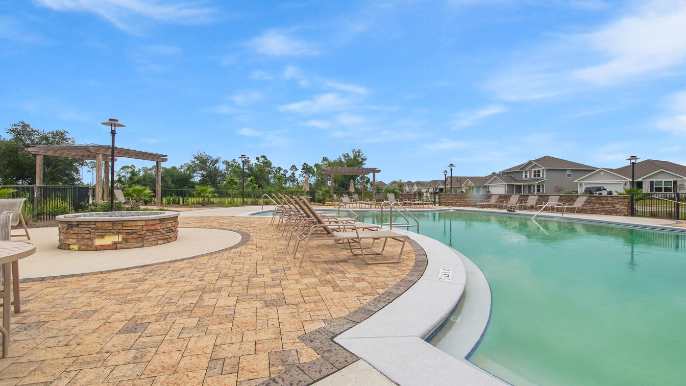Exterior, Pool