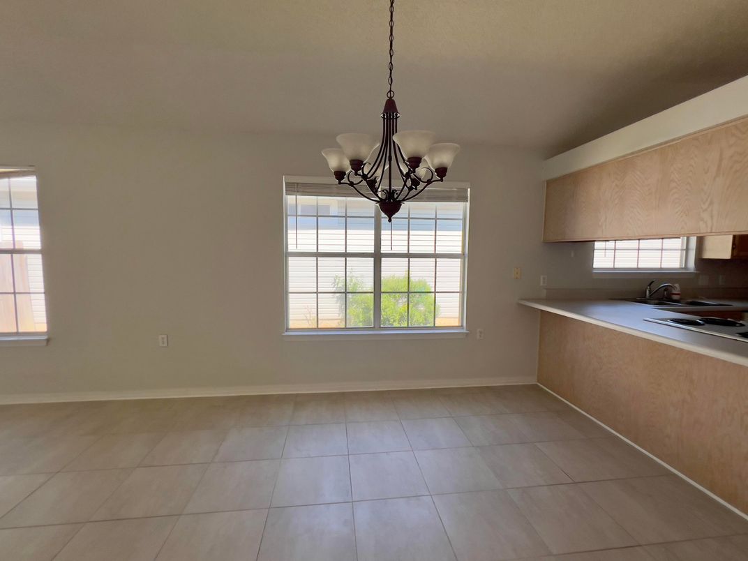 Chandelier, Empty room, Interior, Kitchen
