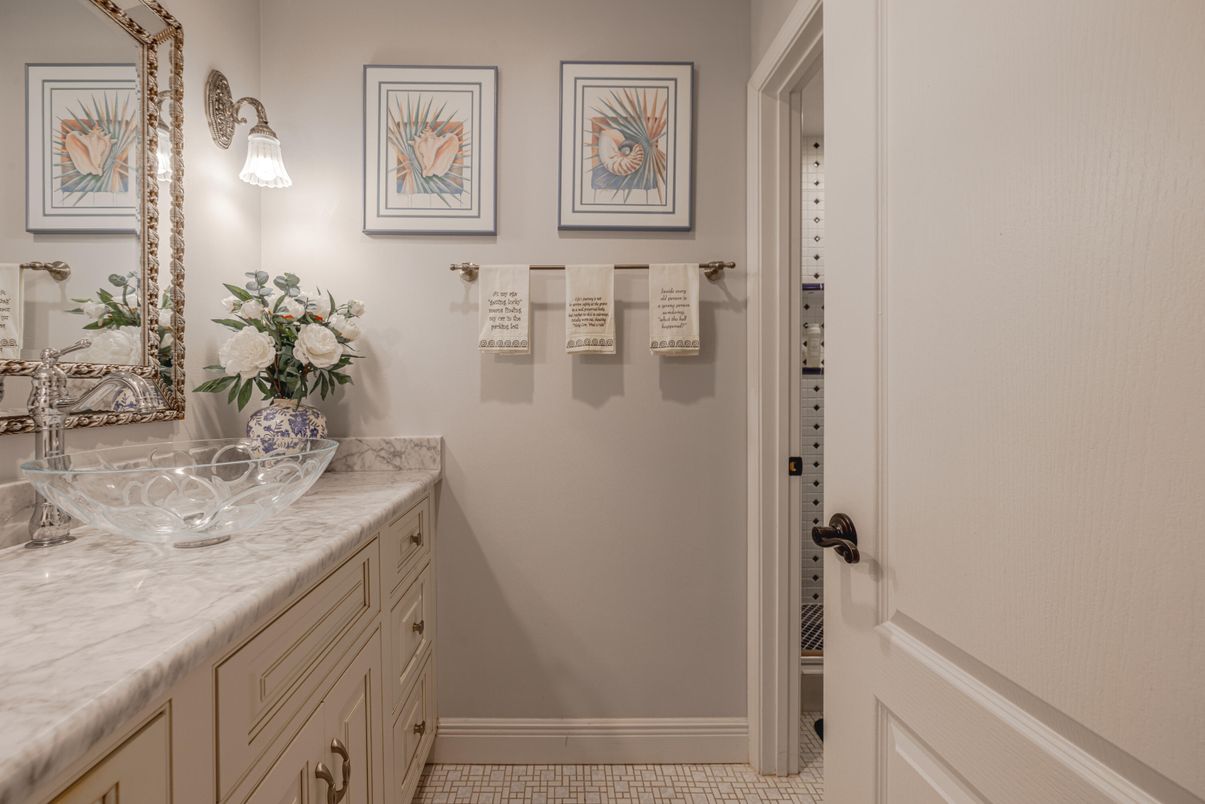 Bathroom, Interior