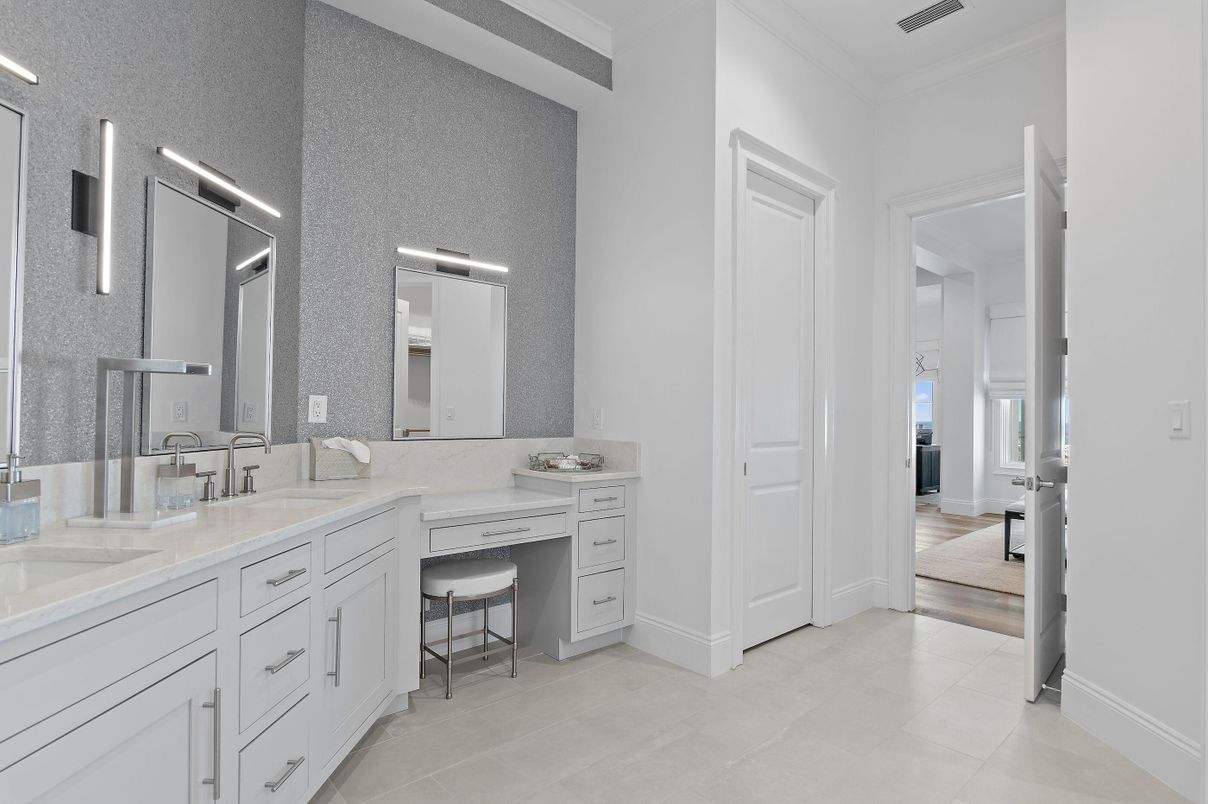 Bathroom, Dual Sink Vanities, Interior