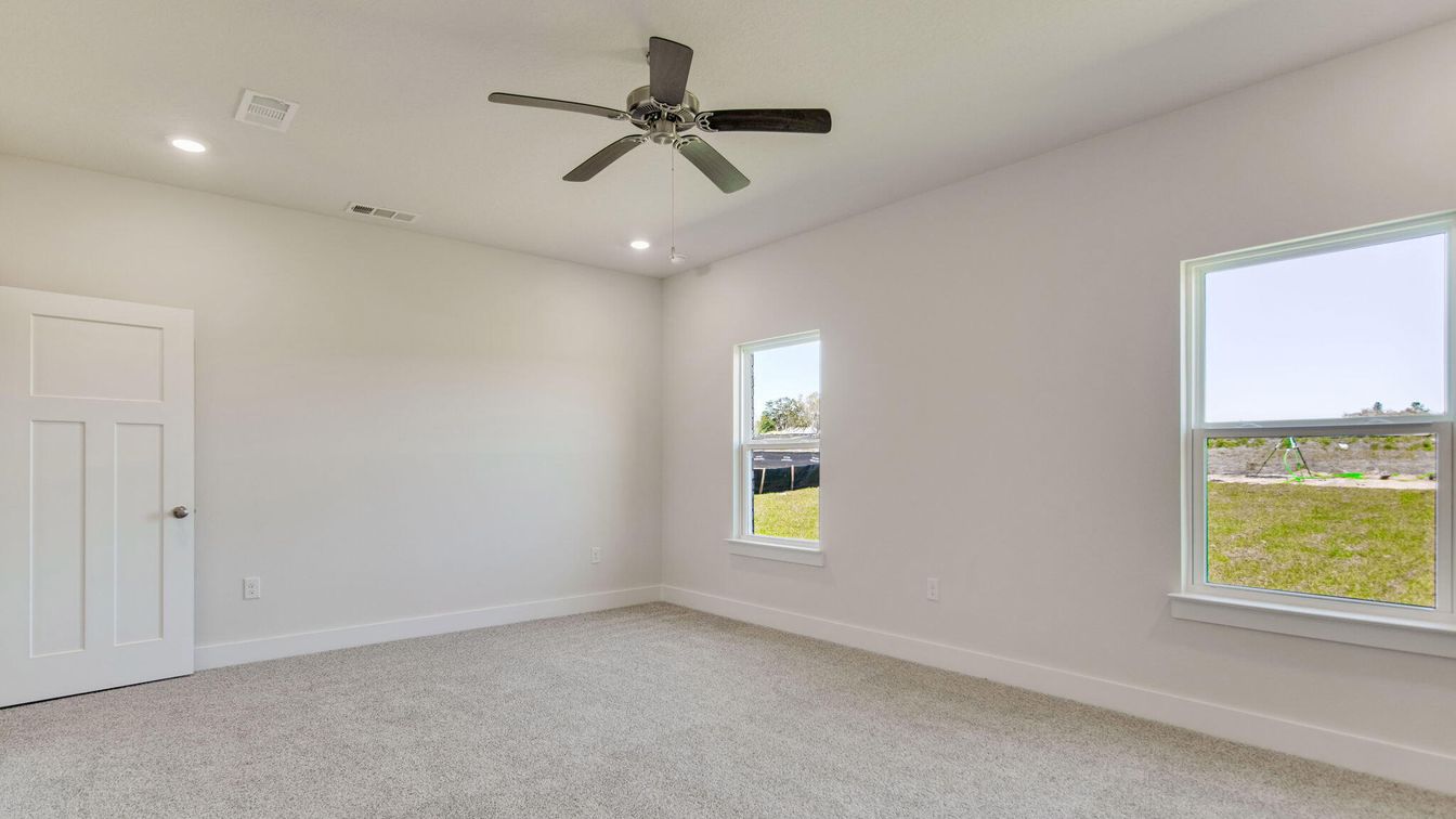 Empty room, Interior, Recessed Lighting