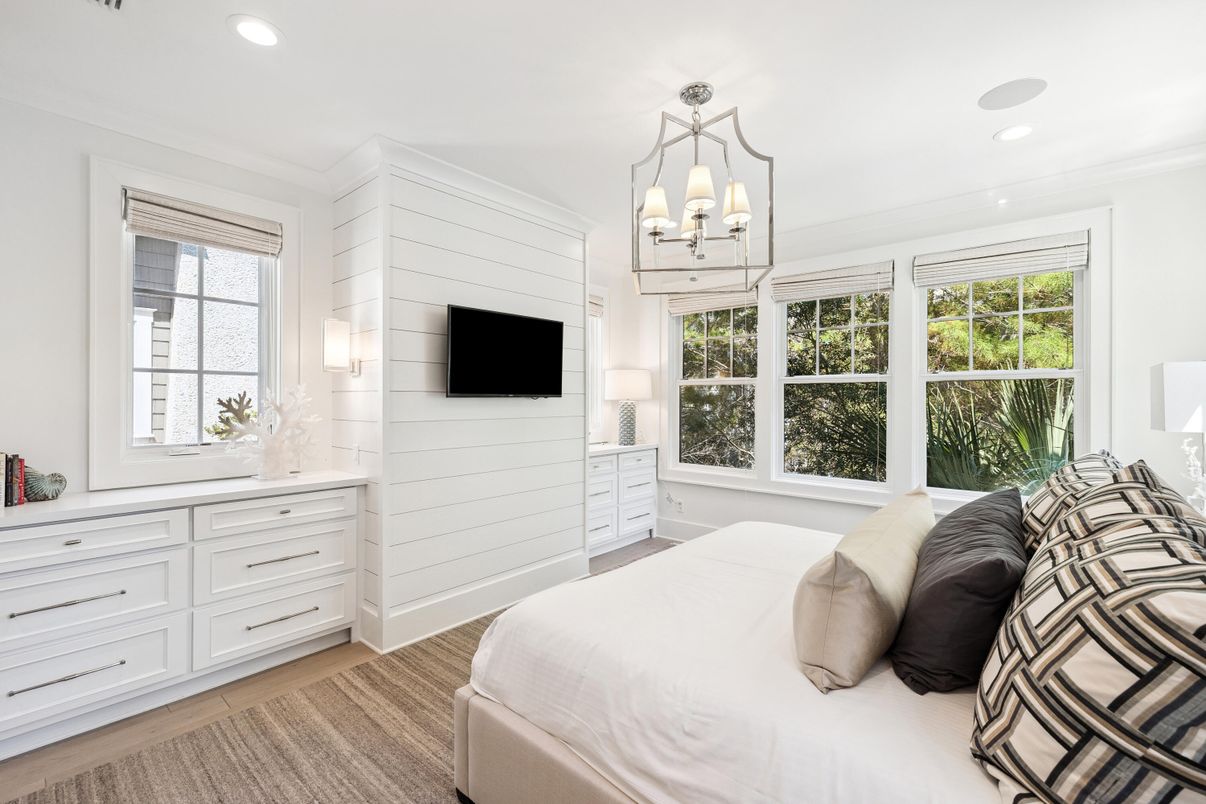 Bedroom, Interior, Pendant Lights, Recessed Lighting, Wood Texture Flooring