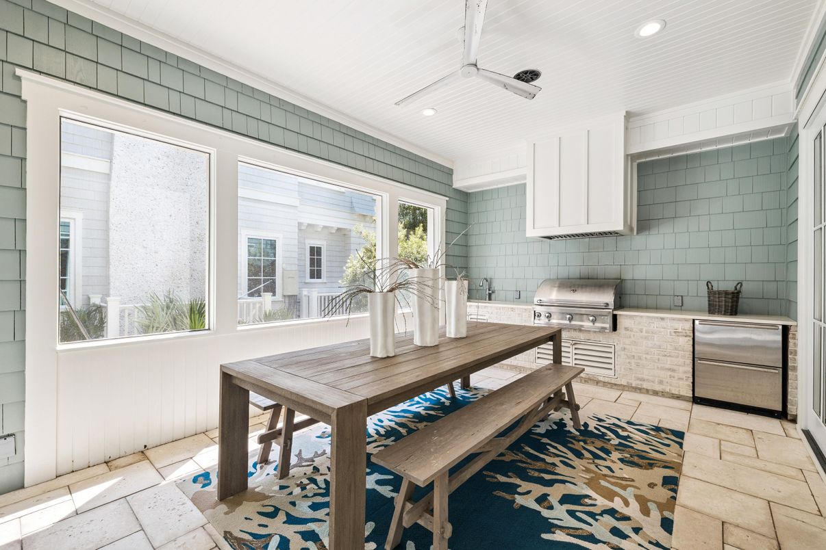 Dining room, Interior, Recessed Lighting