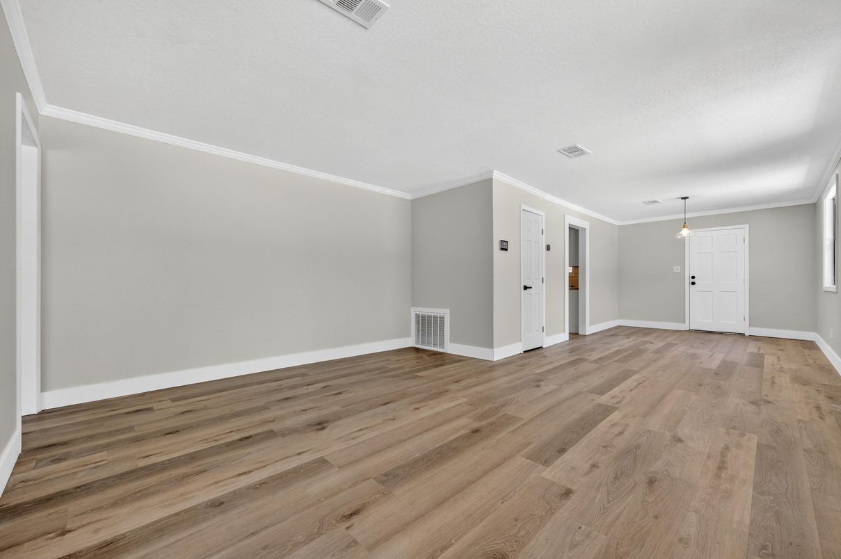Empty room, Interior, Pendant Lights, Wood Texture Flooring
